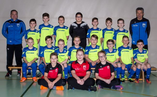 U12